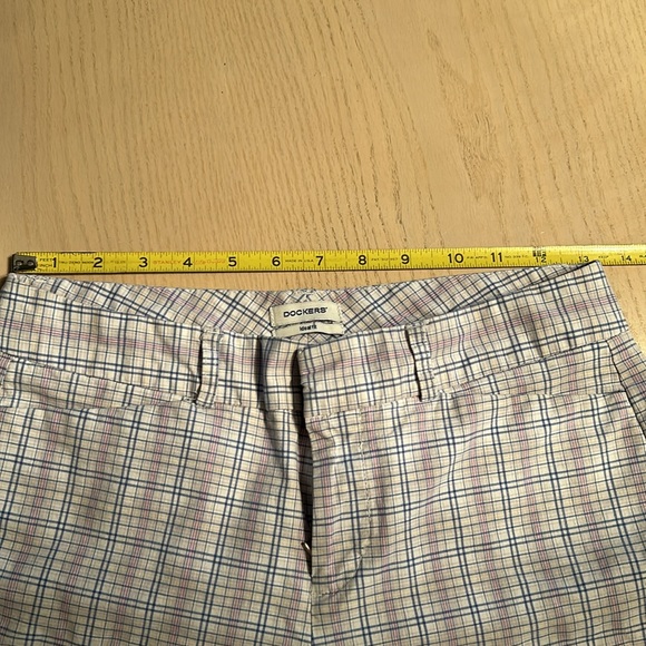 Ladies Dockers - Picture 8 of 8